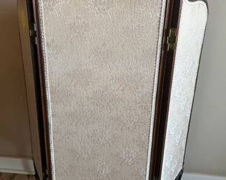 Antique French Rococo 3 fold screen with carved scroll frame and brocade