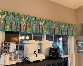 Custom Made Valences