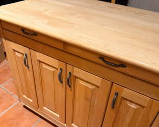 Kitchen Cabinet & Table