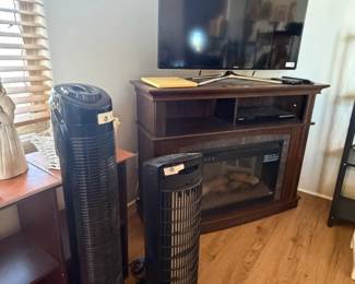 TV Console / Fire Place