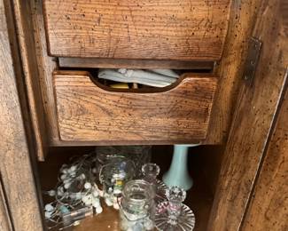 Vintage Oak Buffet with Drawers and Cabinet Storage