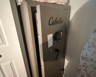 Cabelas Signature Series Gun Safe