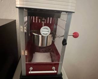 Nostalgia Electrics Hollywood Cinema Popcorn Maker
