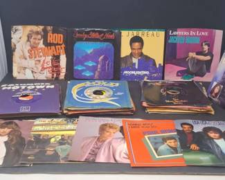 Large Lot of 45 RPM Singles 50 , 1960s 80s Pop, Rock, Soul Incl. Rod Stewart, The Beatles, CSN