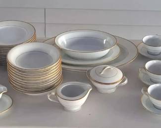 Large 86Piece Collection of Noritake White Porcelain Dinnerware Serving Pieces w Gold Trim