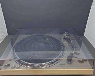 Vintage Technics by Panasonic SL1300 Direct Drive Automatic Turntable Record Player