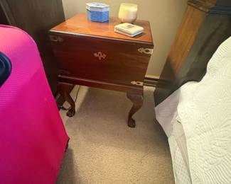 . . . Queen Ann-style night stand
