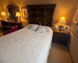 . . . beautiful queen headboard