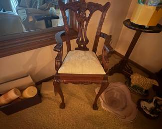 . . . Queen-Ann accent chair