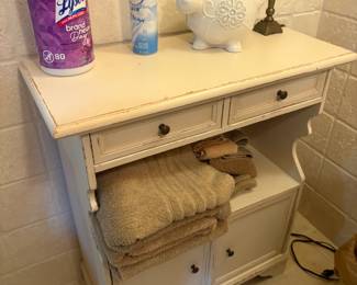 . . . cute cabinet