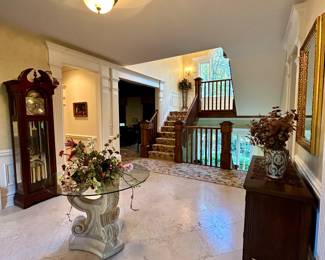 Grand Foyer Entryway Set