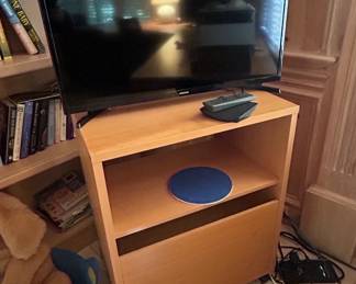 Samsung LED Television on Rolling Media Stand