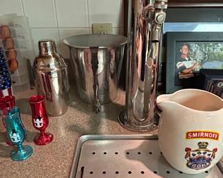 Mixed Home Bar and Sports Memorabilia Collection third image