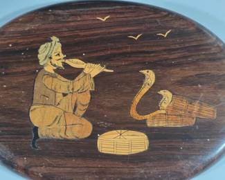 Inlaid wood marquetry decor
