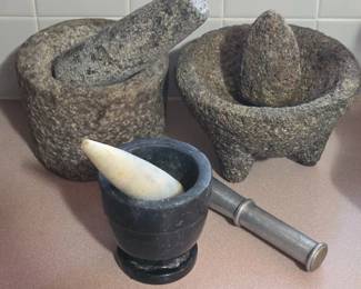Mortar and pestle sets