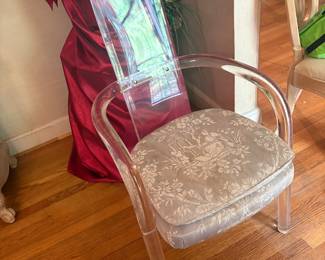 Set of 4 lucite chairs (2 arm/2 side)