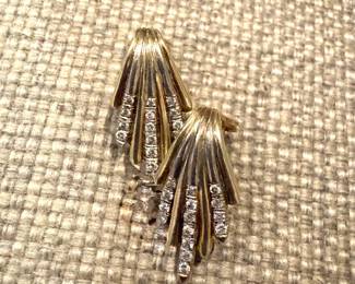 14kt/diamonds clip earrings