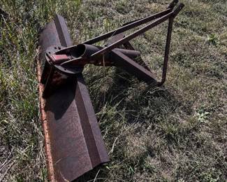 c Vintage 3Point Tractor Rear Grader Blade