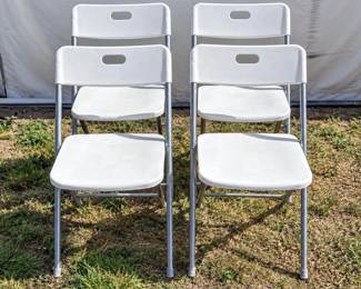 f Set of 4 White Folding Chairs