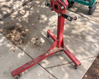 g Lakewood Industries 575Lb Capacity Rotating Engine Stand