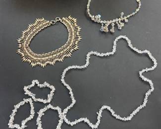 j SixPiece Jewelry Lot