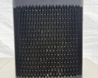 e Honeywell Air Purifier with Sleek Black Design
