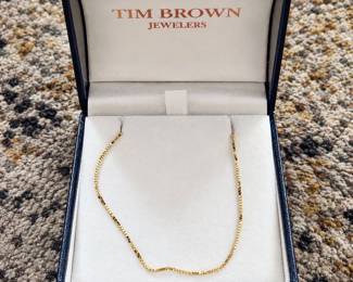 j Italian 14K Yellow Gold Box Chain Necklace