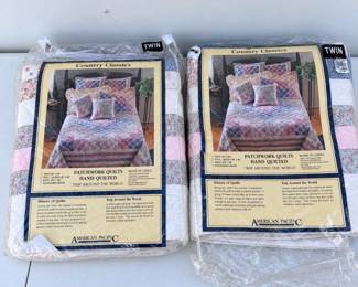 b Twin Patchwork Quilt Bedding Set