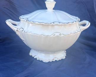 hd Vintage Ivory GoldTrimmed Covered Serving Dish