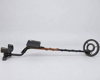 g Bounty Hunter Tracker IV Metal Detector