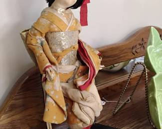 1940's Geisha doll