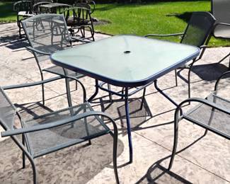 Outdoor patio furniture