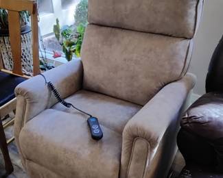 Lift chair
