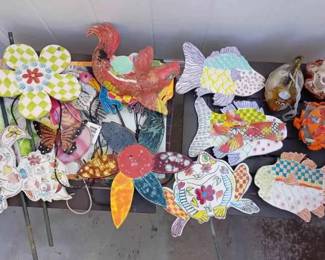 NE128Assorted Garden Decorations And Flags