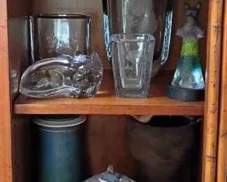 NE151Japanese Inspired And Glass Decor
