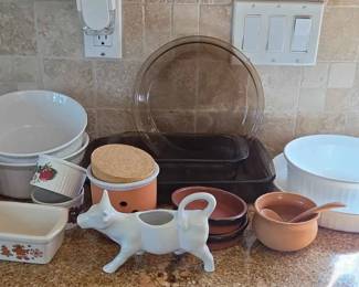 NE154Corning and Wedgwood Baking Ware And Serving Dishes