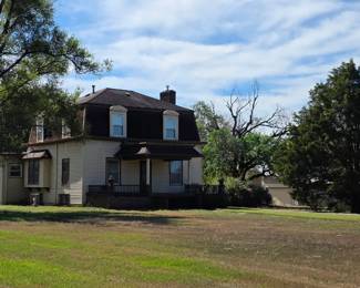 Estate Photo