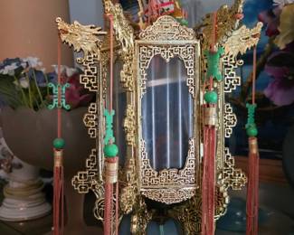 Vintage Chinese Palace Motion Lamp