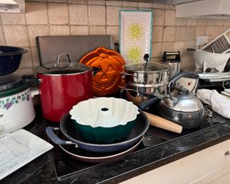 Large Selection of Kitchen Accessories