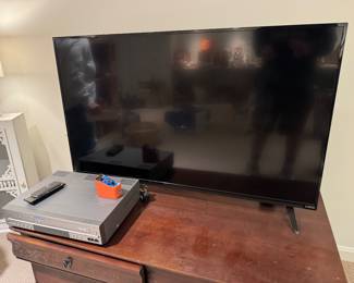 Vizio E50-C1 50" 1080p LED Smart TV - 2015