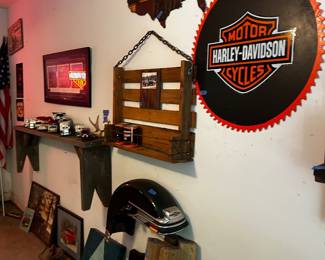Harley Davidson Signs