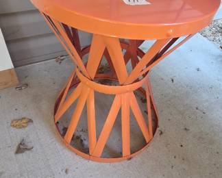 #171	Metal Round Outdoor Table - 16Dx19	 $25.00 