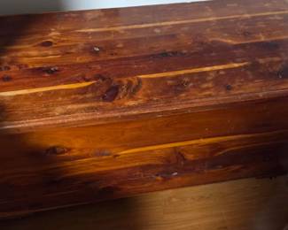 #69	Oscar Short Cedar Chest w/Drawer & Lift-out Tray - 47x2025	 $100.00 