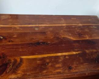 #69	Oscar Short Cedar Chest w/Drawer & Lift-out Tray - 47x2025	 $100.00 