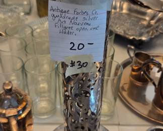 #30	Antique Forbes Co. Quadruple Silver Art Nouveau Filigree Open Vase Holder	 $20.00 