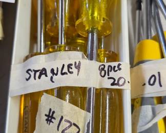 #122	Stanley - 8 pcs Screwdrivers	 $20.00 