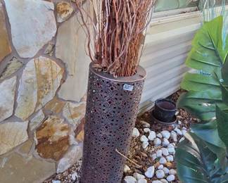 #254	Decorative Aluminum Planter - 32" Tall	 $25.00 