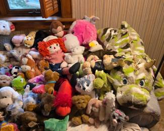Plush Stuffed Animals 