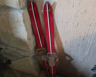 Antique skis
