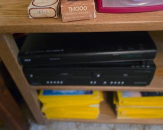 Dvd and vhs player